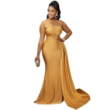 Yellow Sleeveless Halter Fashion Wmen Party Evening Long Dress