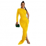 Yellow One Sleeve Halter Pleated Fashion Women Evening Long Dress